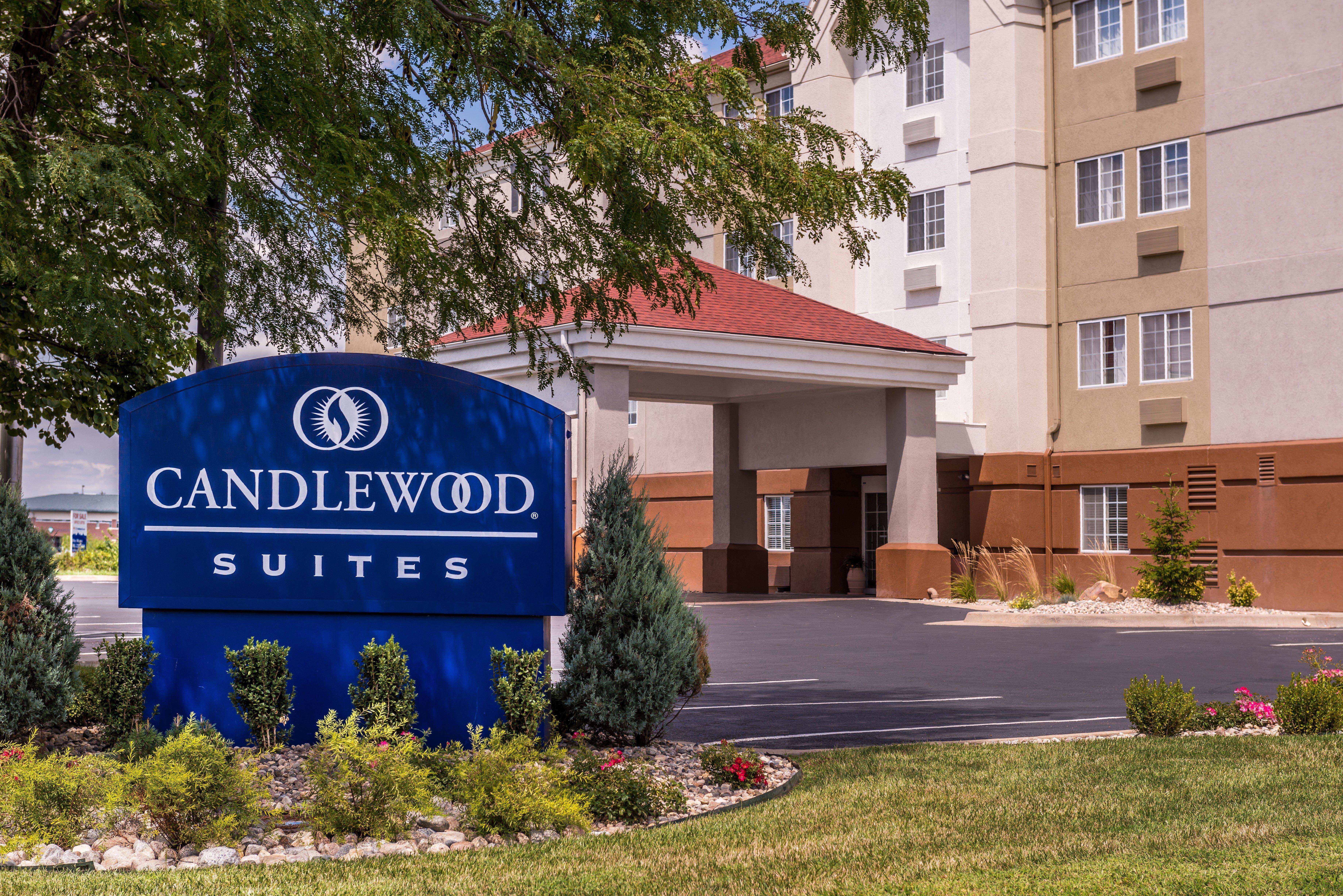 Candlewood Suites - Topeka West By Ihg Esterno foto