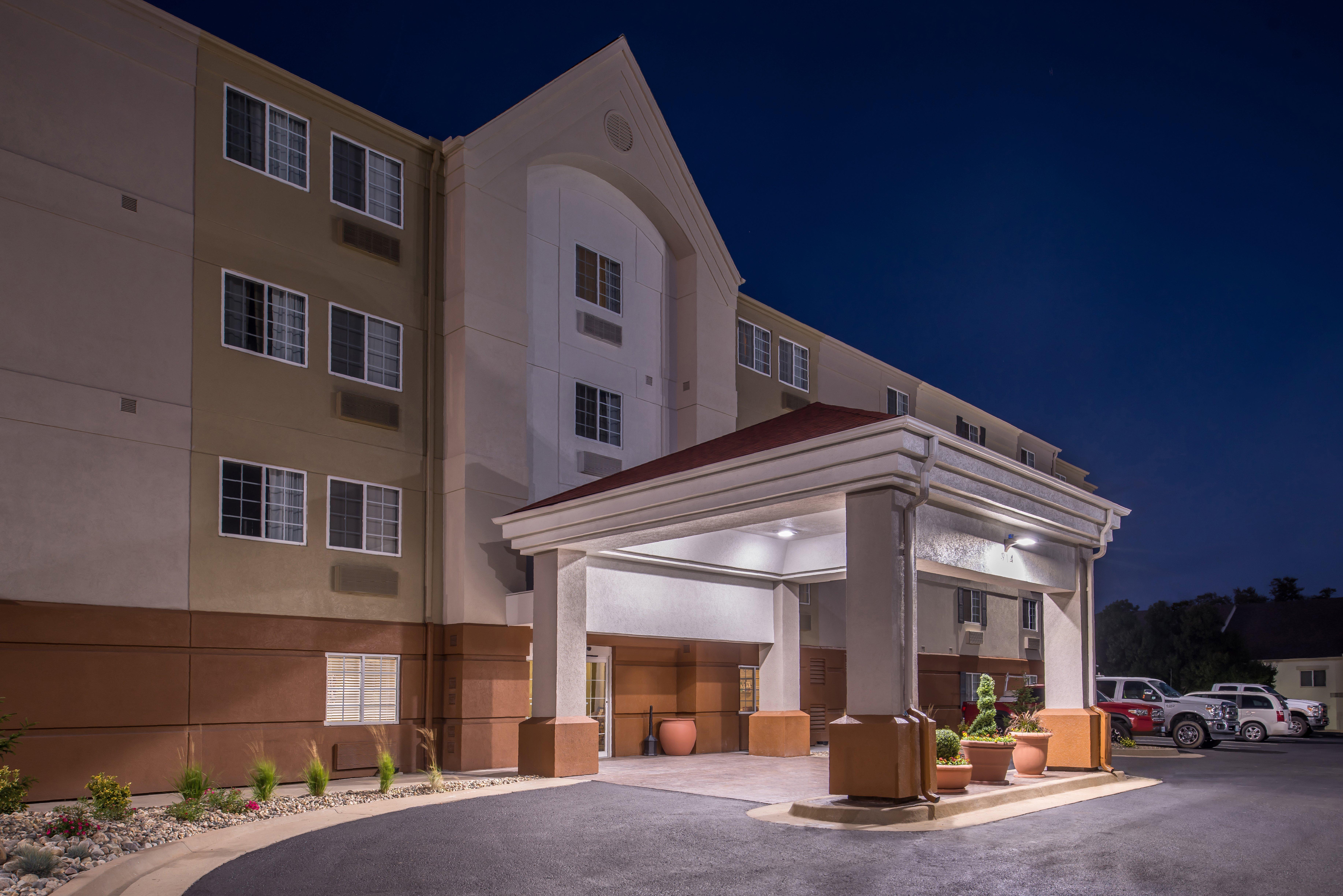 Candlewood Suites - Topeka West By Ihg Esterno foto