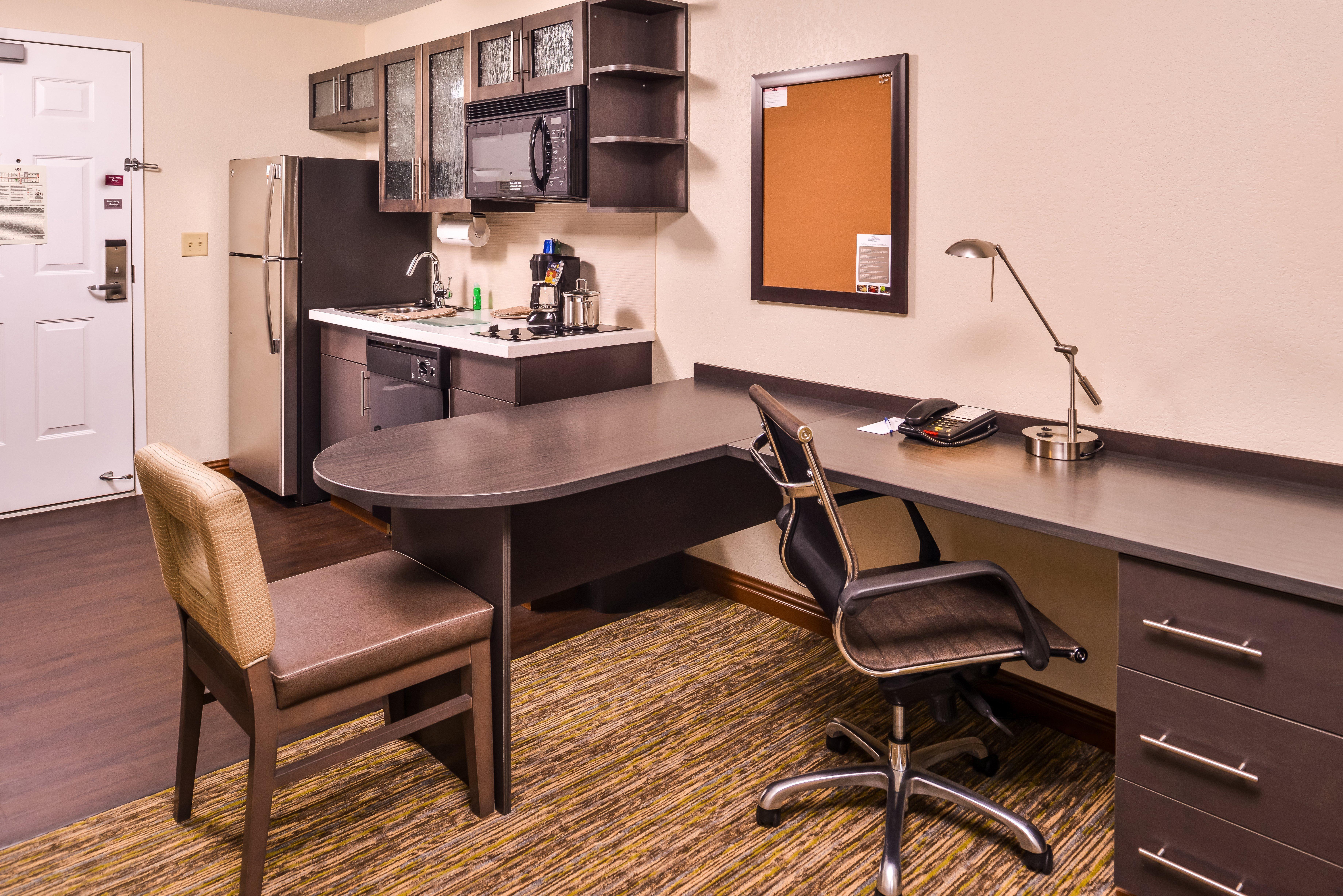 Candlewood Suites - Topeka West By Ihg Esterno foto