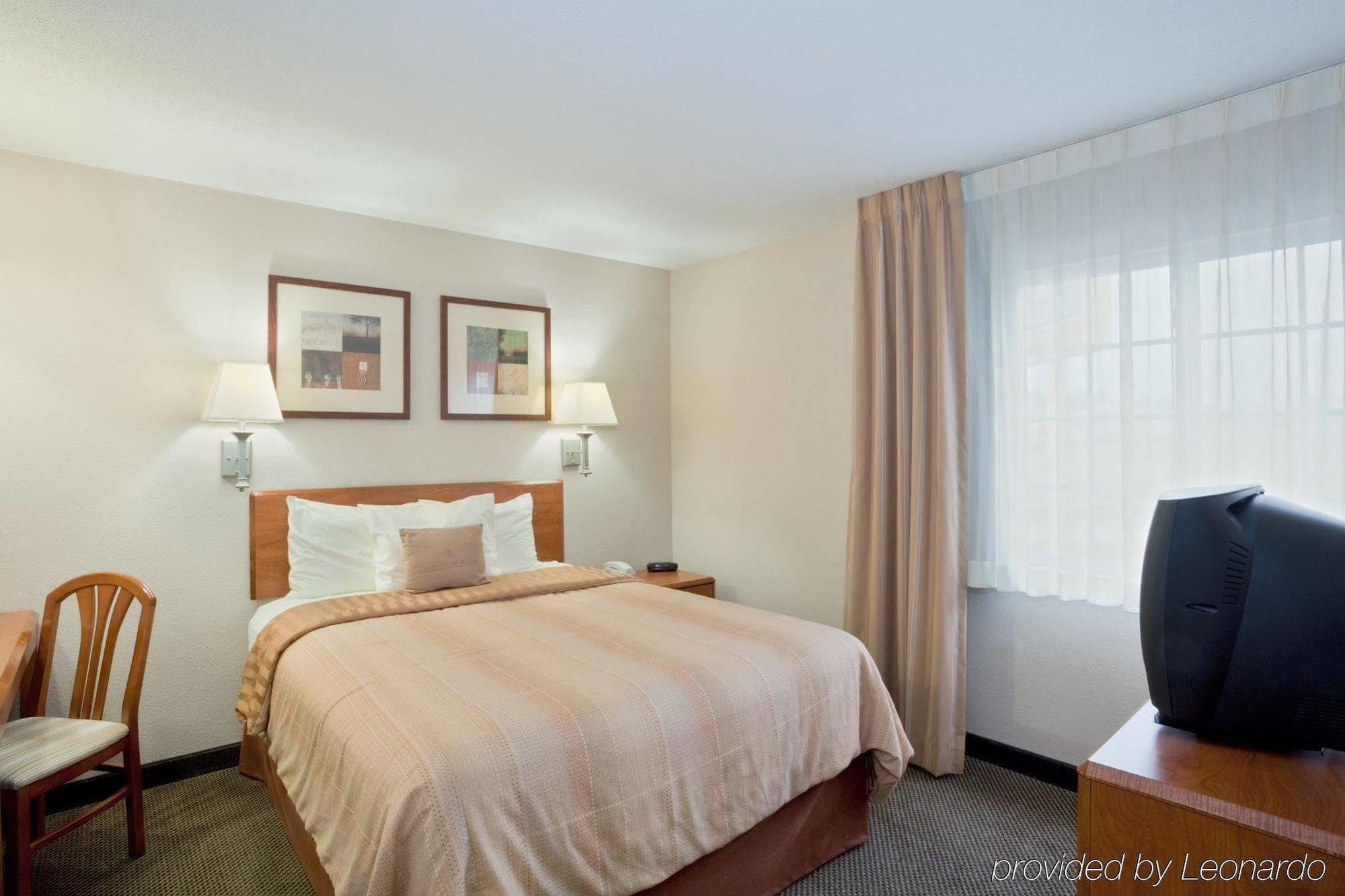 Candlewood Suites - Topeka West By Ihg Esterno foto