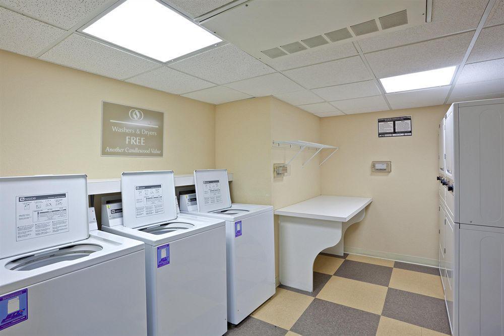 Candlewood Suites - Topeka West By Ihg Esterno foto